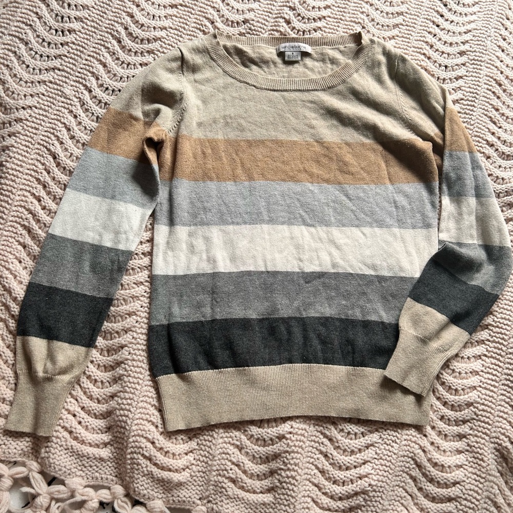 Liz Claiborne Tan and Gray Crewneck Sweater